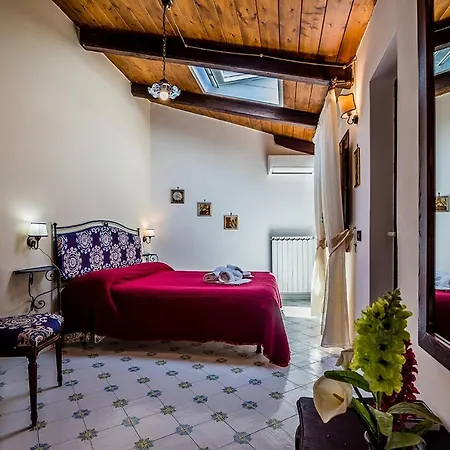 Il Giardino Di Vigliano Massa Lubrense